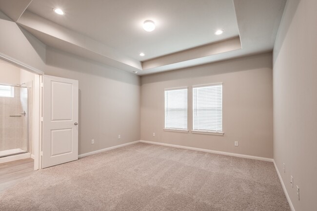 Building Photo - 3918 Sugardale St