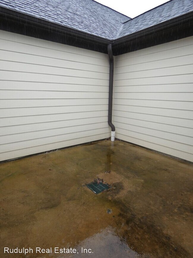 Building Photo - 3 br, 2.5 bath House - 519 Portobello Road