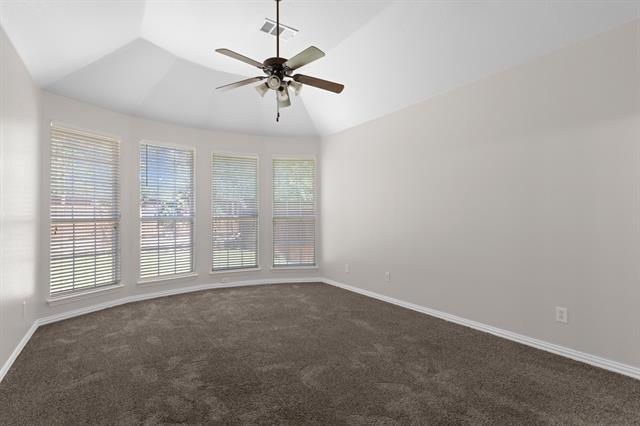 Building Photo - 1441 Golf Club Dr