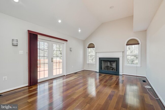 Building Photo - 19900 Belle Chase Dr