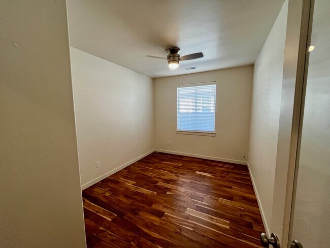 Building Photo - 120 S Voyage Ave