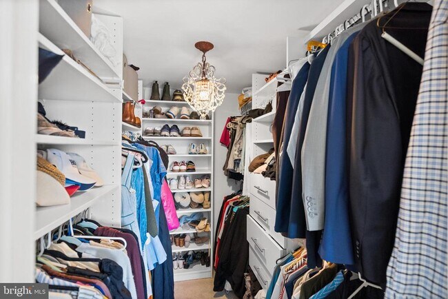 Building Photo - 1080 Wisconsin Ave NW