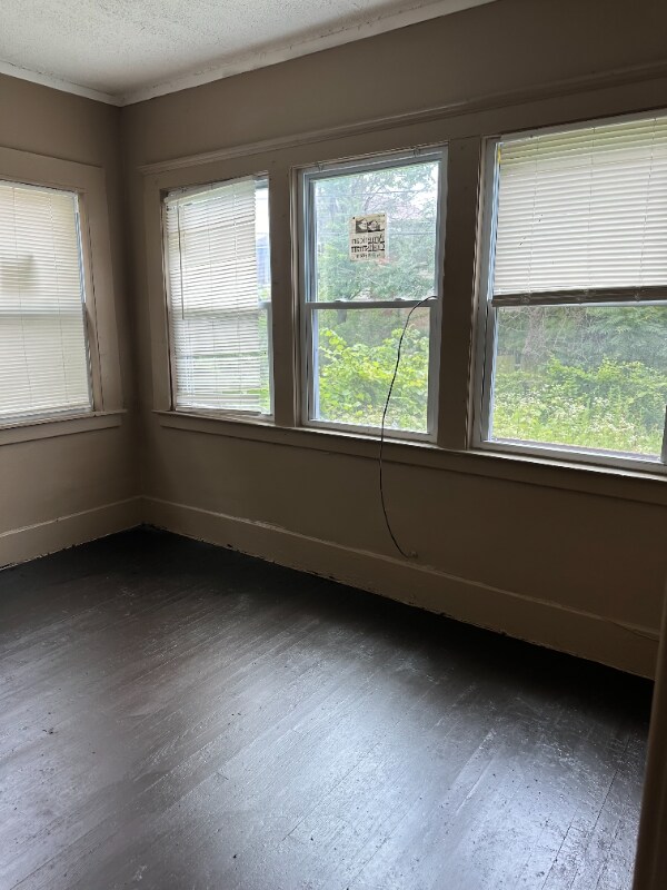 Building Photo - 4087 W Philadelphia St