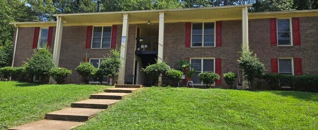 Building Photo - 1262 Britain Dr