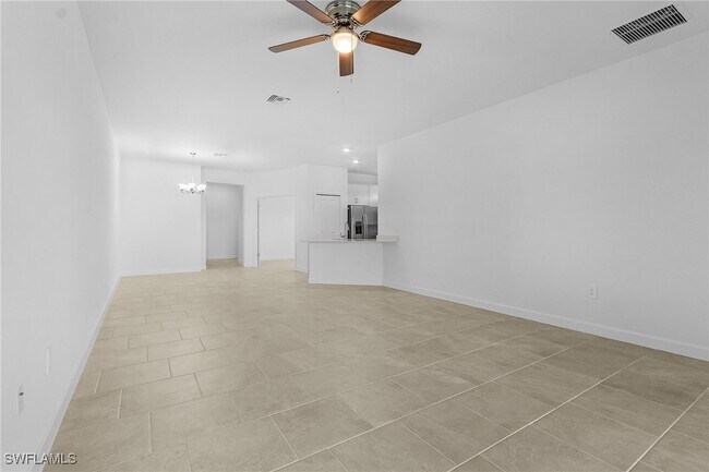 Building Photo - 19617 Hinkley Dr