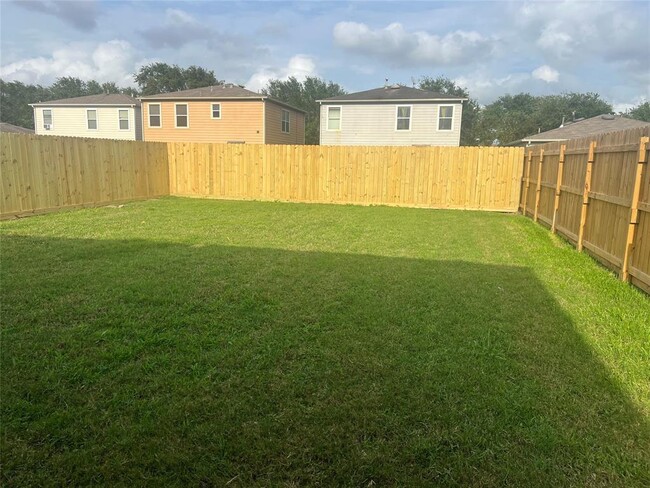 Building Photo - 3247 Dartmouth Field Ln