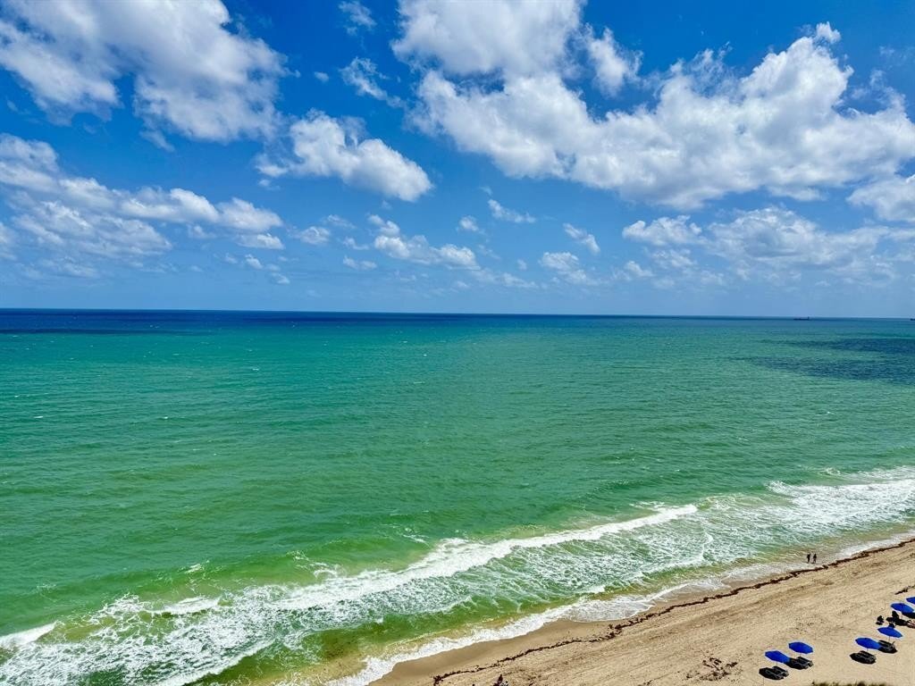 Building Photo - 4250 Galt Ocean Dr