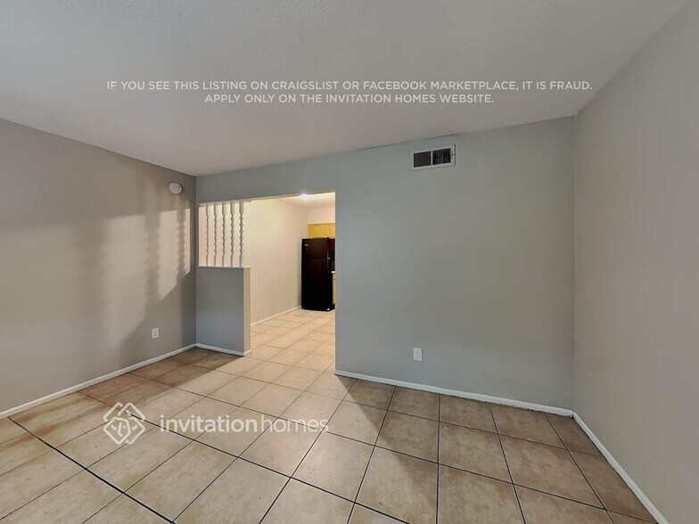 Building Photo - 1146 E Hatcher Rd