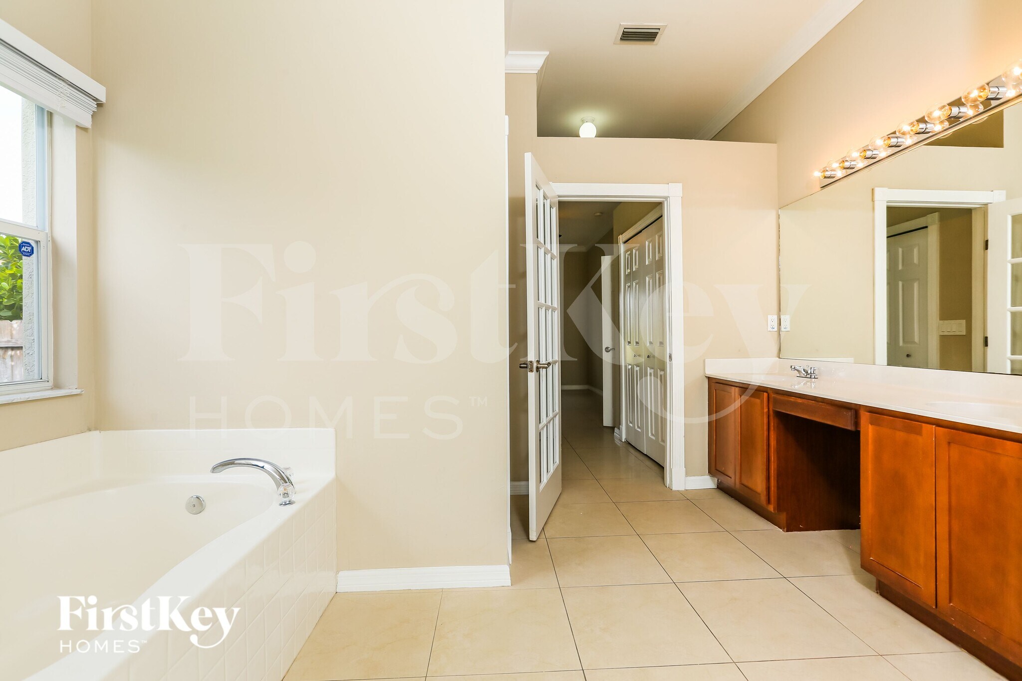 Building Photo - 2611 20th St W