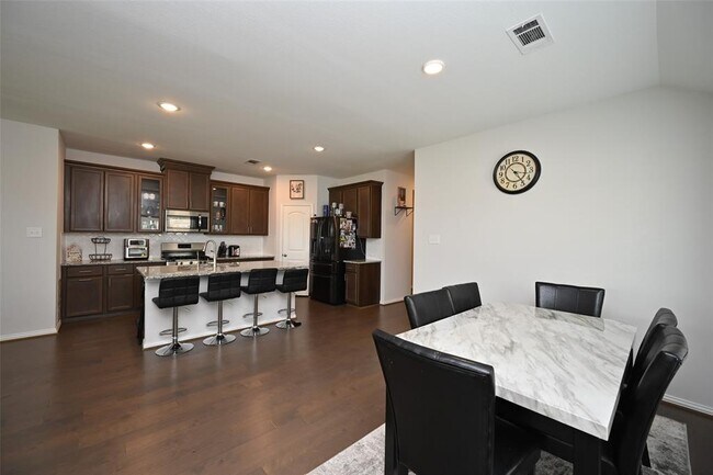 Building Photo - 8210 Vida Costa Dr