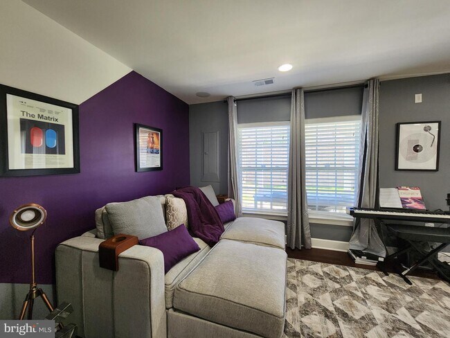 Building Photo - 6254 Summit Point Ct