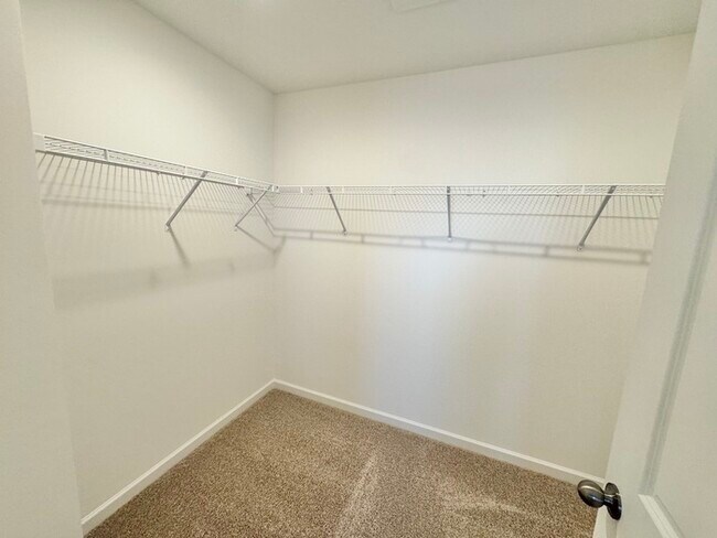 Building Photo - 4 br 2.5 ba with 2 car garage new construction