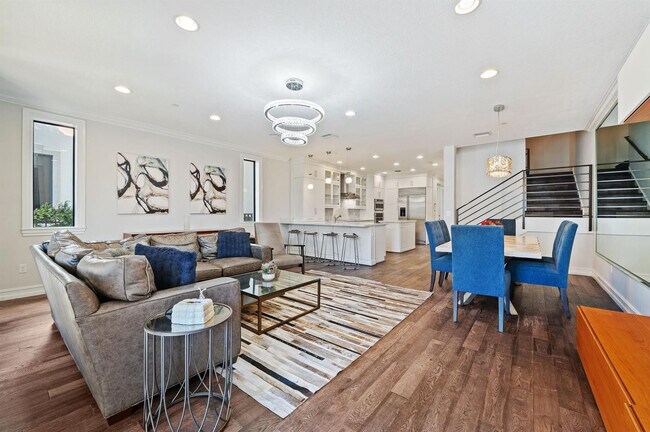 Building Photo - 95 Isle of Venice Dr