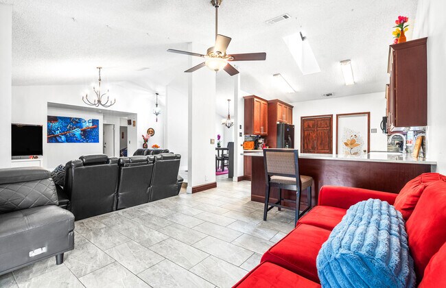 Building Photo - 8541 NW 51st Ct