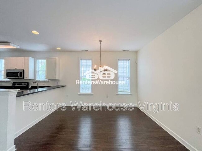 Building Photo - 446 Blue Beech Way