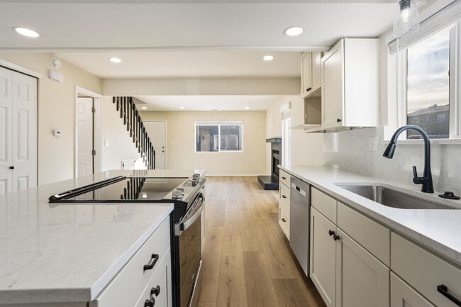 Building Photo - 2376 Washo Cir