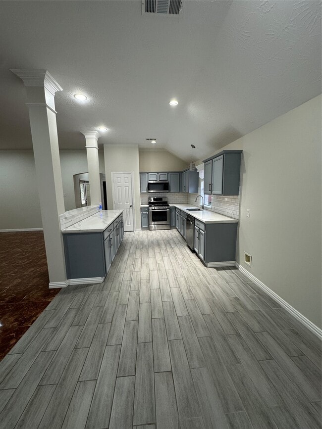 Building Photo - 5631 Bear Meadow Ln