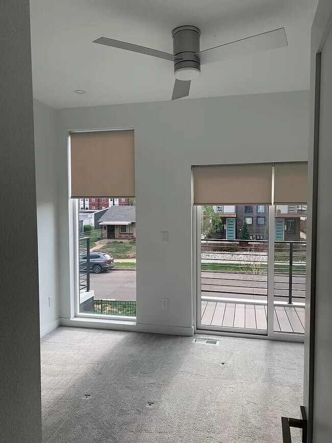 Building Photo - Beautiful Sloans lake Two Bed / Two and a half bath condo for rent