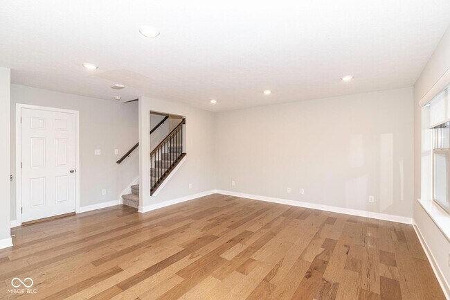 Building Photo - 8238 Bostic Dr