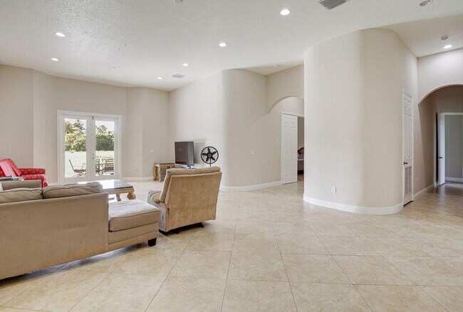 Building Photo - 14094 43rd Rd N