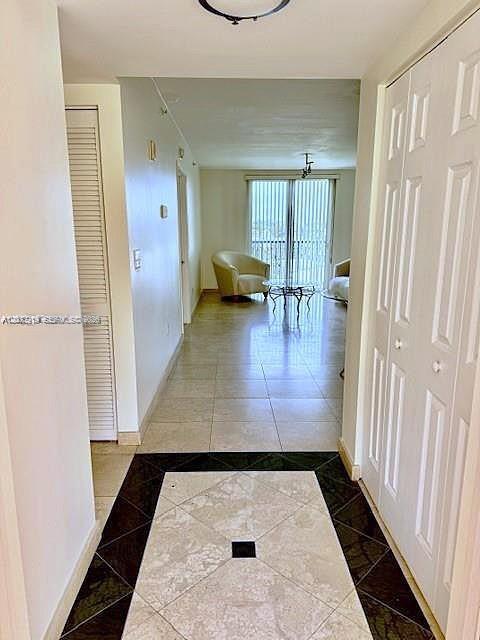 Building Photo - 8888 Collins Ave