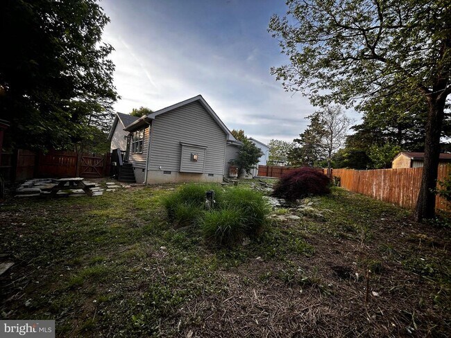 Building Photo - 123 Meadowbrooke Pl