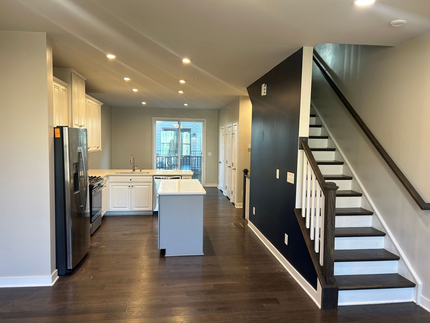 Building Photo - 317 Music Hall Wy