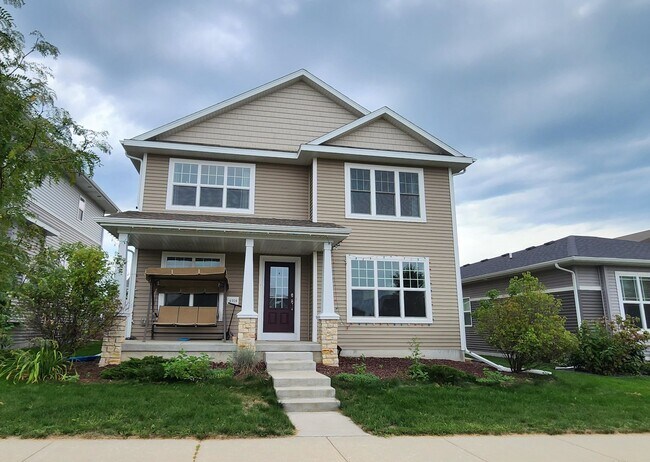 Building Photo - 9359 Highland Gate Way