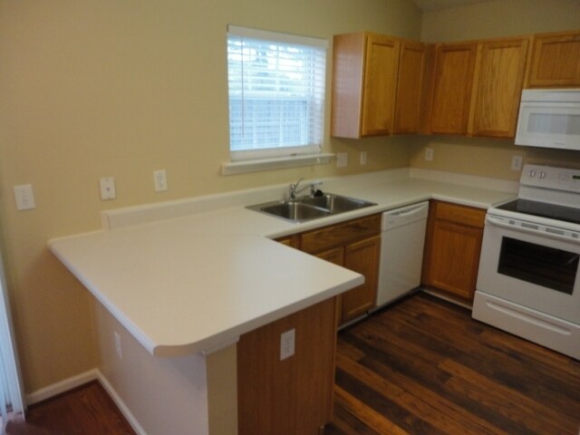 Building Photo - 7529 Brighton Hill Ln