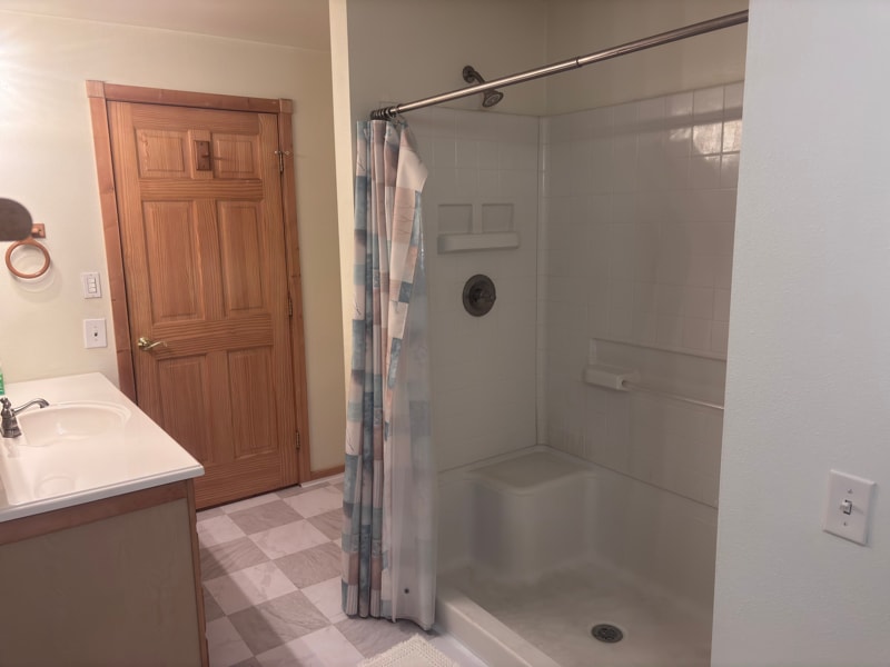 Building Photo - 139 Pine Hollow Rd