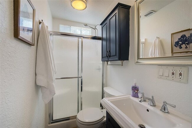 Building Photo - 426 Eagles Nest Ln