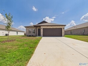 Building Photo - 136 Whitner Dr