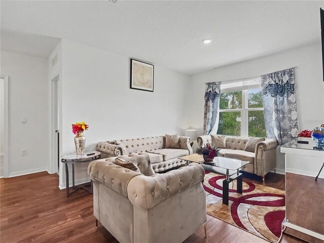 Building Photo - 2085 Doe Run Dr