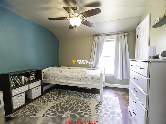 Building Photo - Beautiful 4 bedroom Home