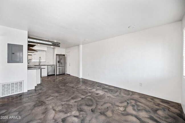 Building Photo - 3601 N 15th Ave