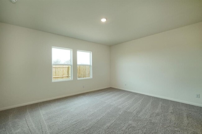 Building Photo - 209 Stonebrook Dr