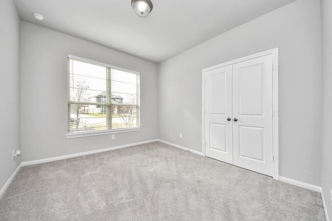 Building Photo - 859 Sarasota Shore Dr