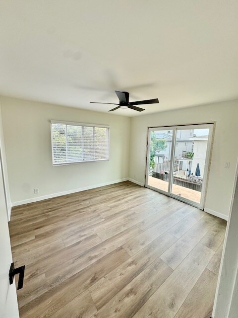 Building Photo - 279 S Evergreen Dr