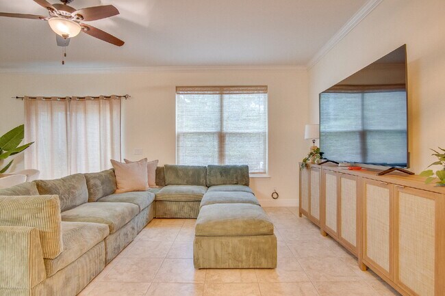 Building Photo - Coastal Living in Navarre: 4 Bedrooms, 2.5...