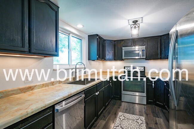 Building Photo - 11412 Autumn Hill Dr