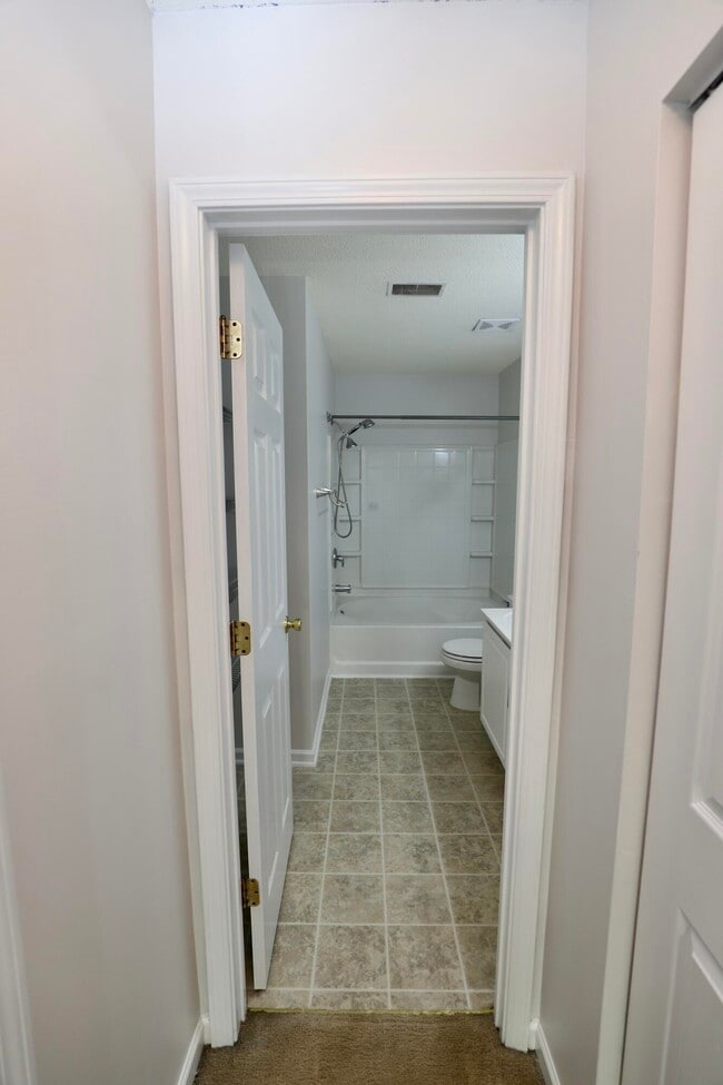 Building Photo - 1749 Mossberg Dr