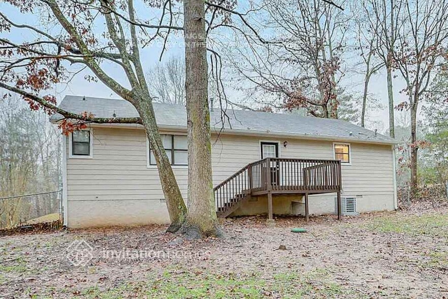 Building Photo - 3890 Daylily Way