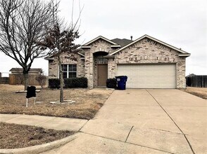 Building Photo - 106 Old Glory Ln
