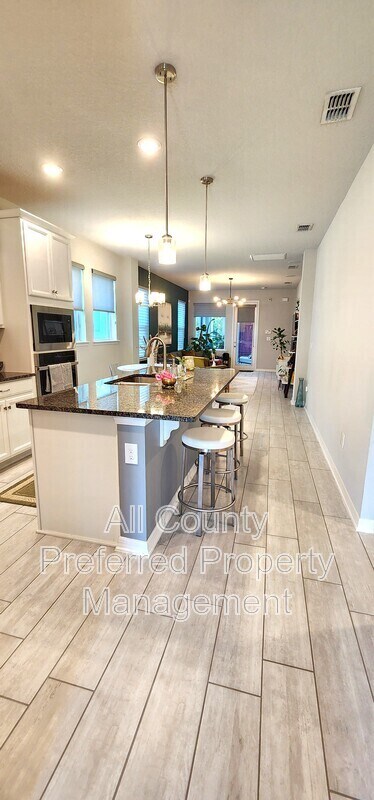 Building Photo - 14143 Centerline Dr