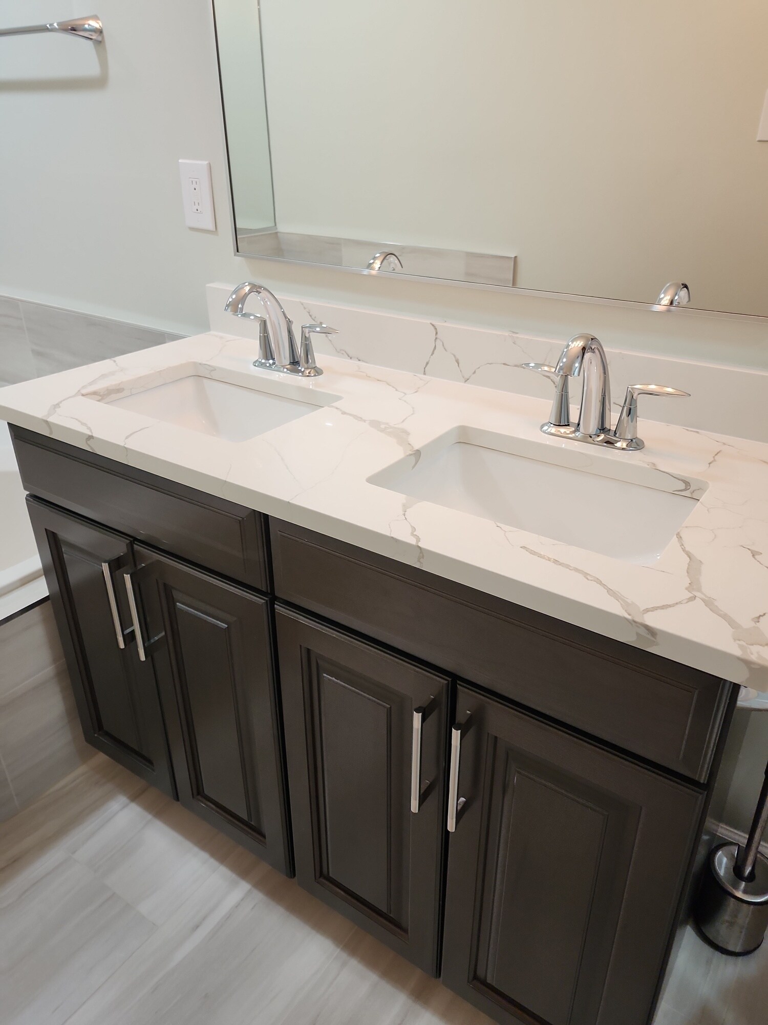 Building Photo - 9308 Gordon Ct