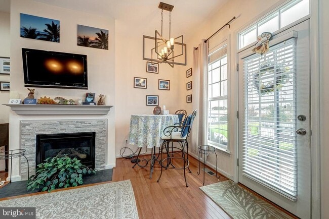 Building Photo - 22644 Amberjack Square