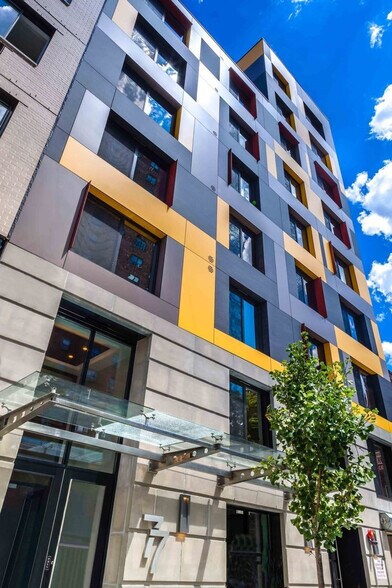 Building Photo - 77 E 110th St