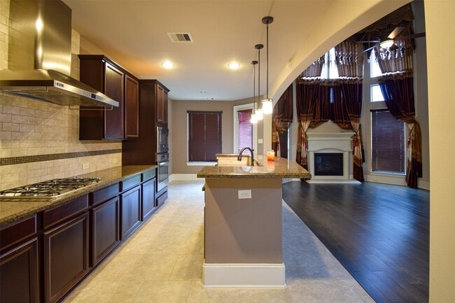 Building Photo - 27363 Pendleton Trace Dr
