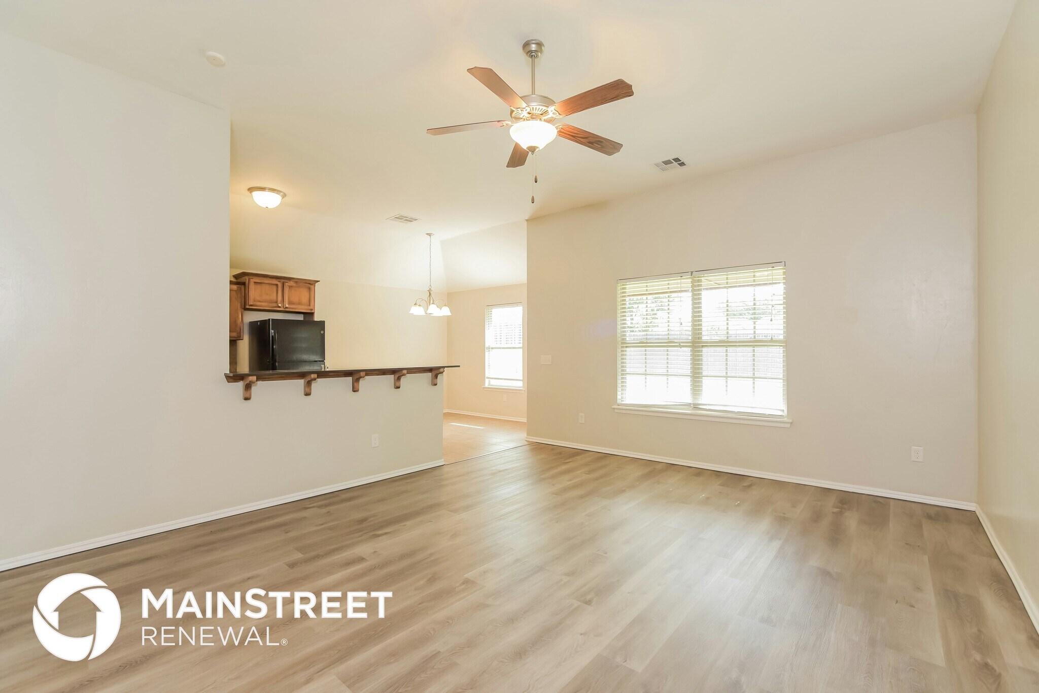 Building Photo - 3609 Truman Dr