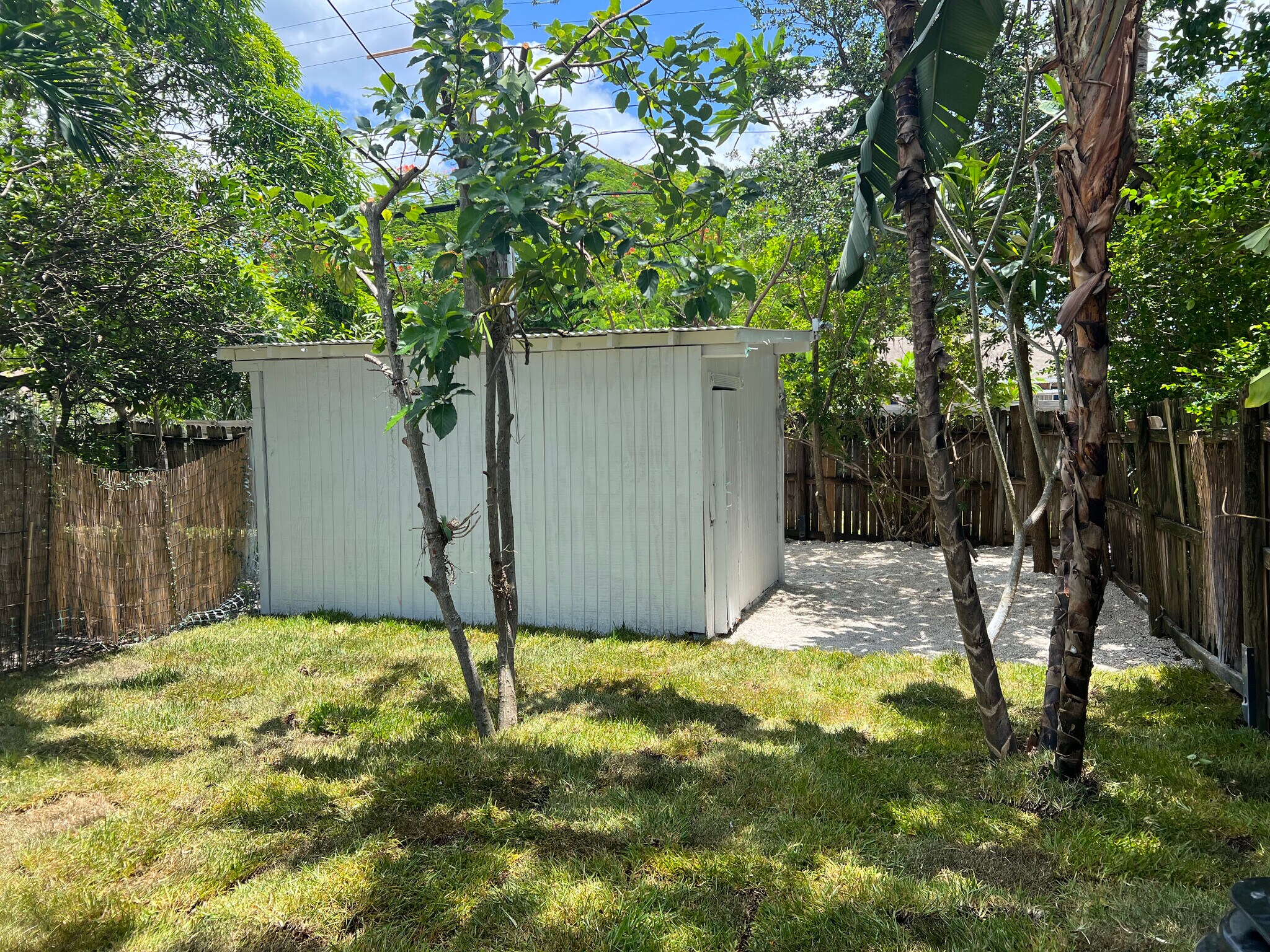 Storage Shed and Private Backyard - 614 S K St